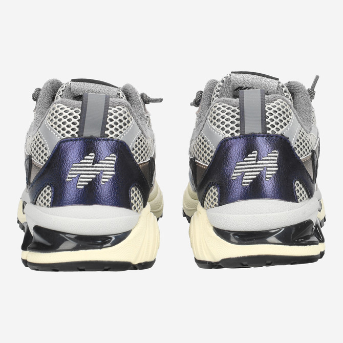 MRP MRP01 - Blue, metallic - Side view