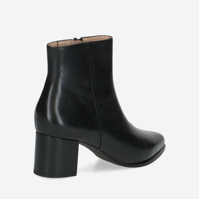  75335 - Black - Side view