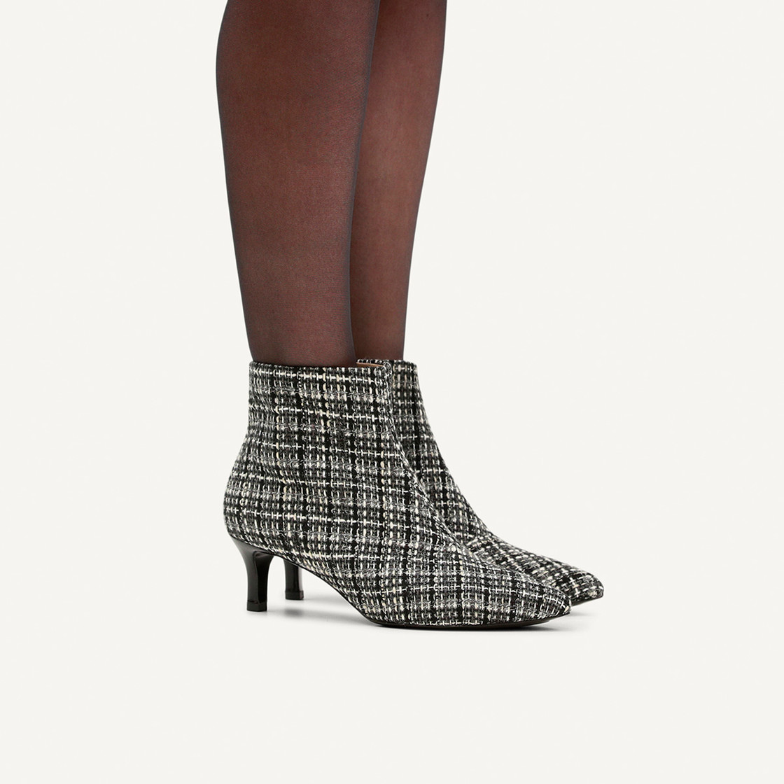  75333 - Black, combined