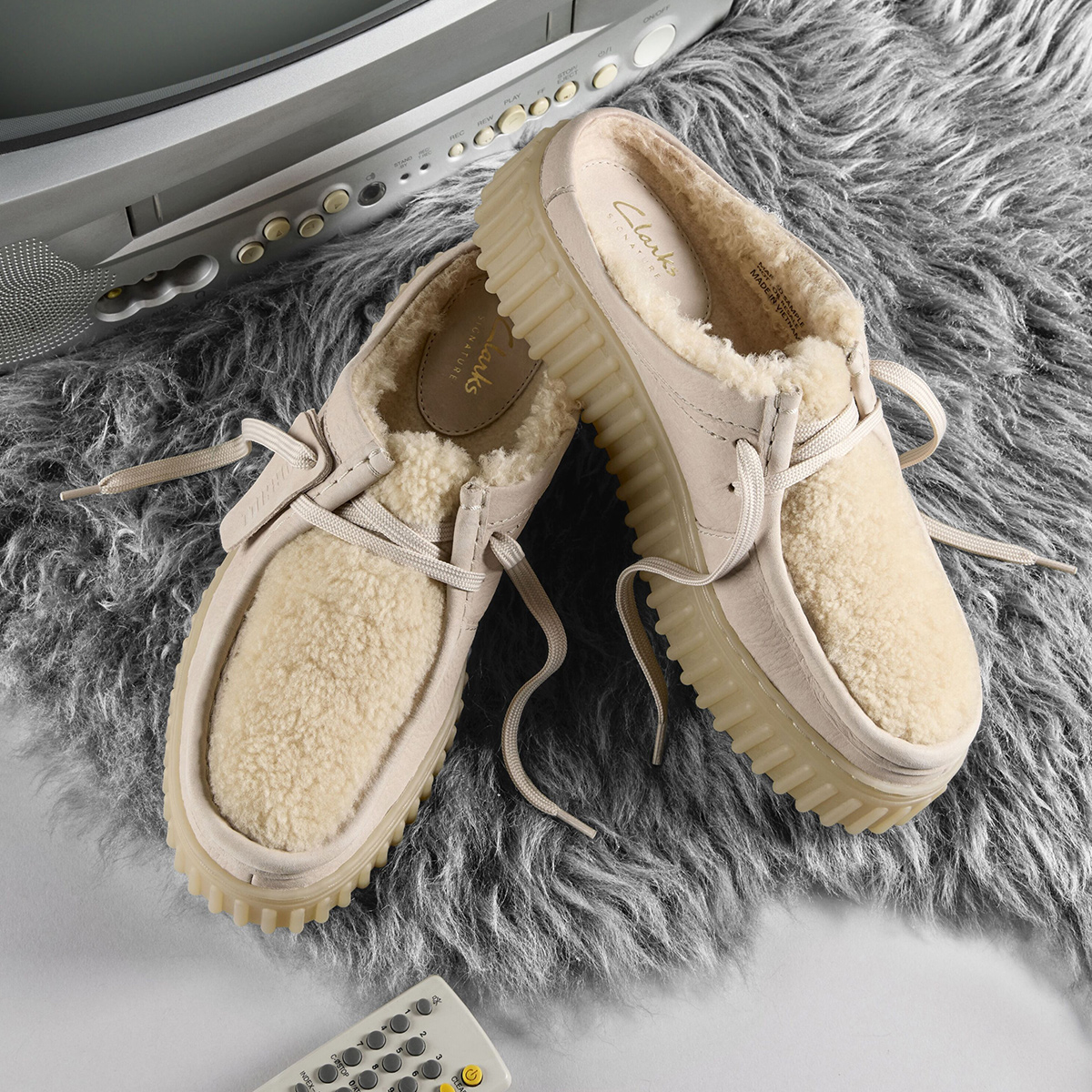 Clarks Torhill Mule 26183010 4 Warm lining in beige buy online