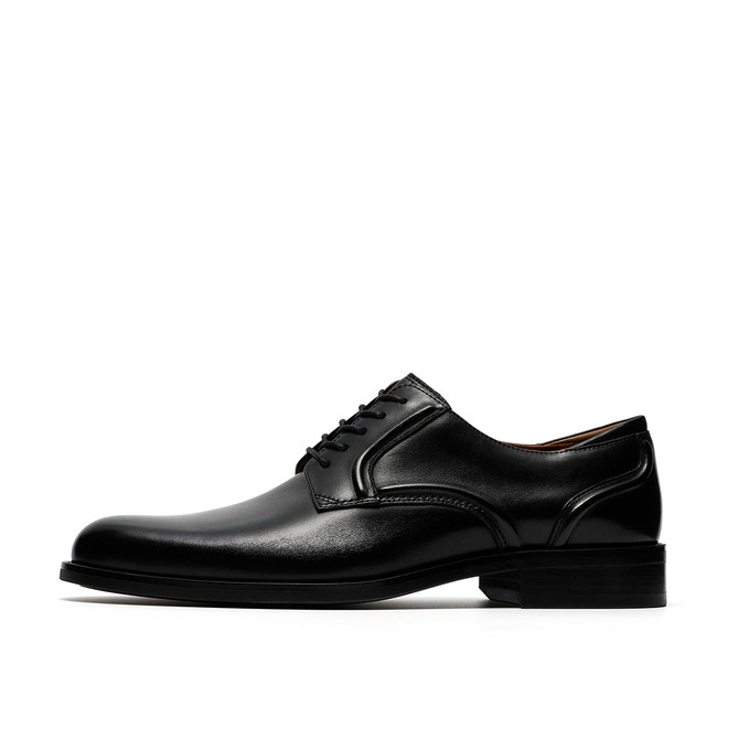 Clarks CraftRemi Lace - Black - Front view