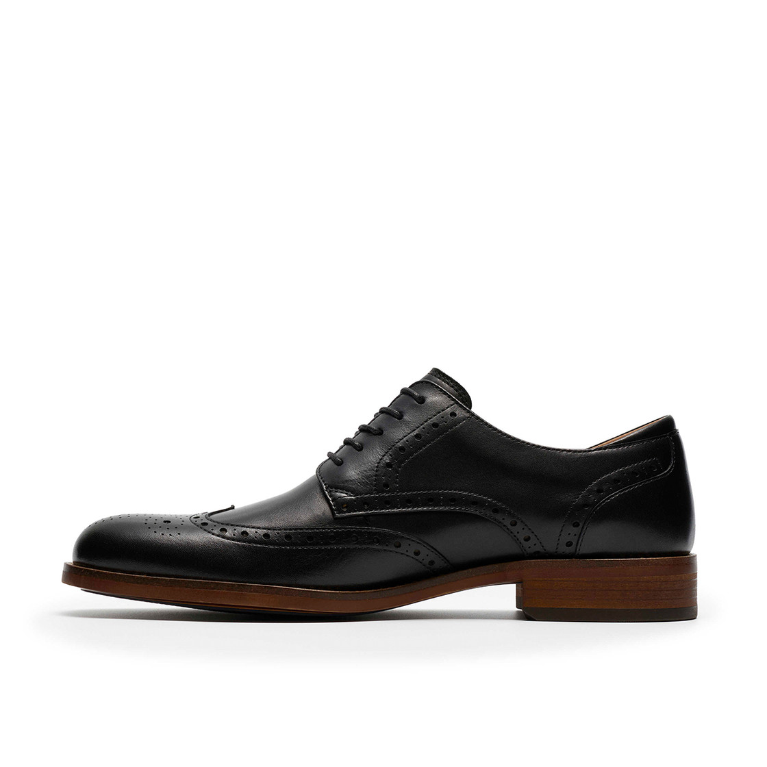 Clarks CraftRemi Tip - Black - Front view