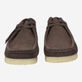 Clarks Wallabee - Brown - Front view