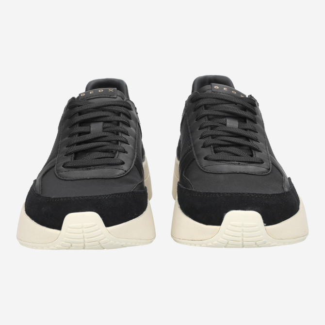 Geox GXRN - Black - Front view