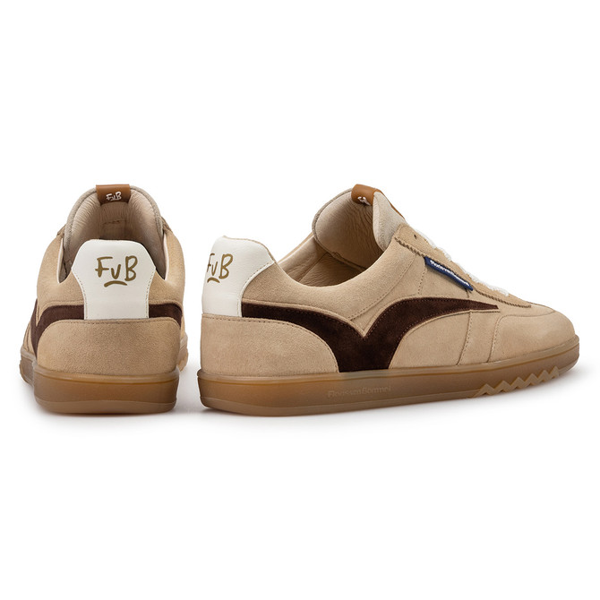 Floris van Bommel De Zaler - brown, medium - front view