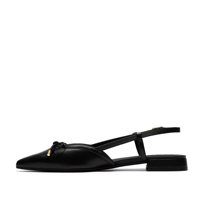 Clarks Sensa15 Bow - Black - Front view