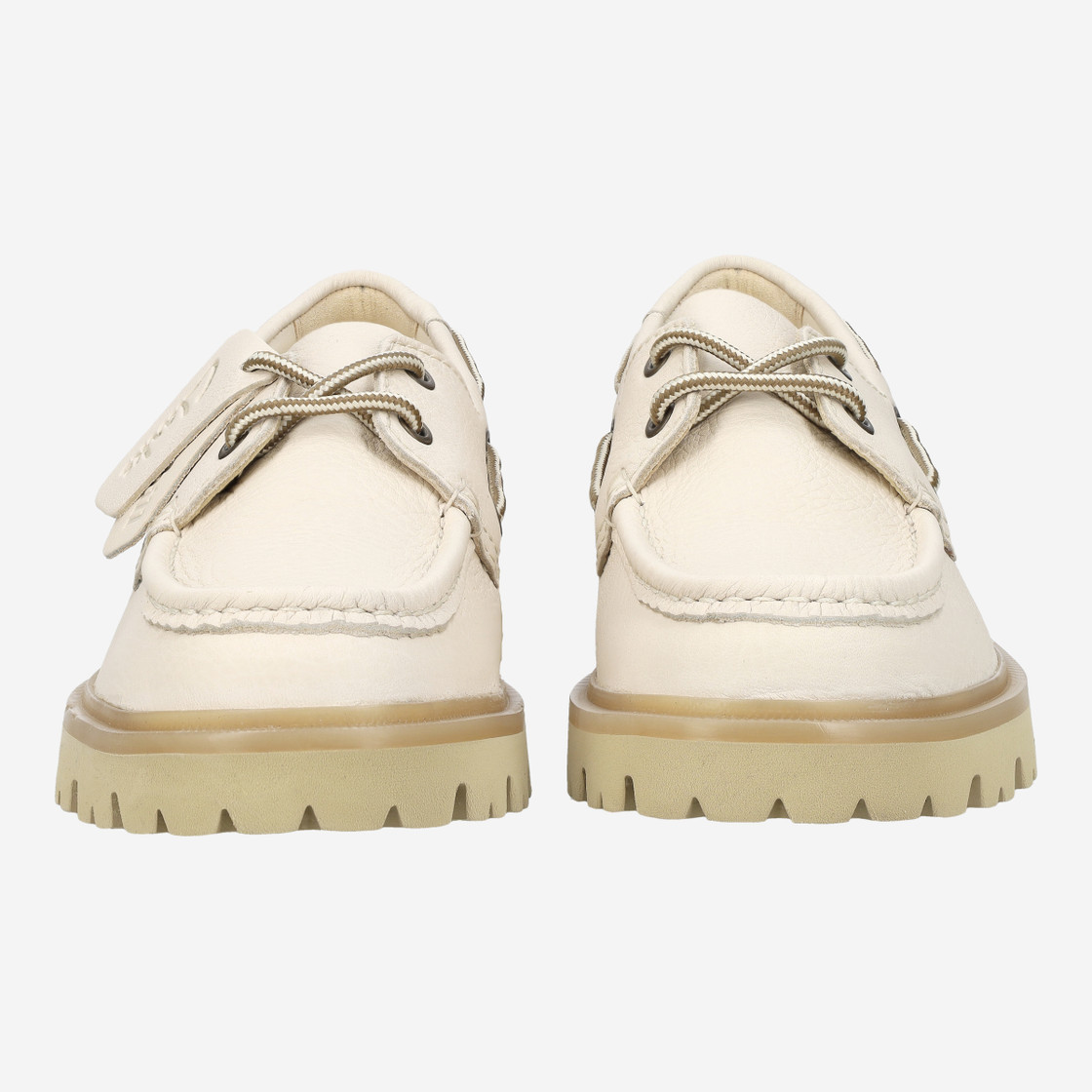 Clarks Cleyhill Boat - Beige - Front view