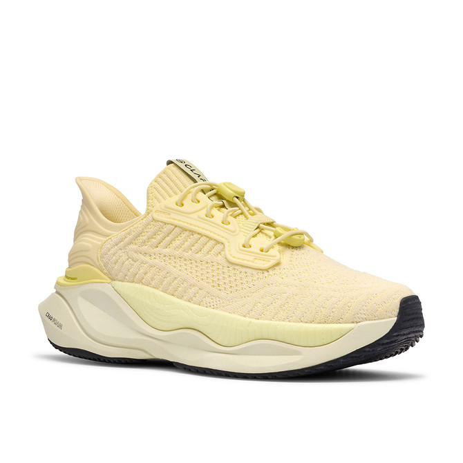 Clarks Pace Rise - Yellow - Side view