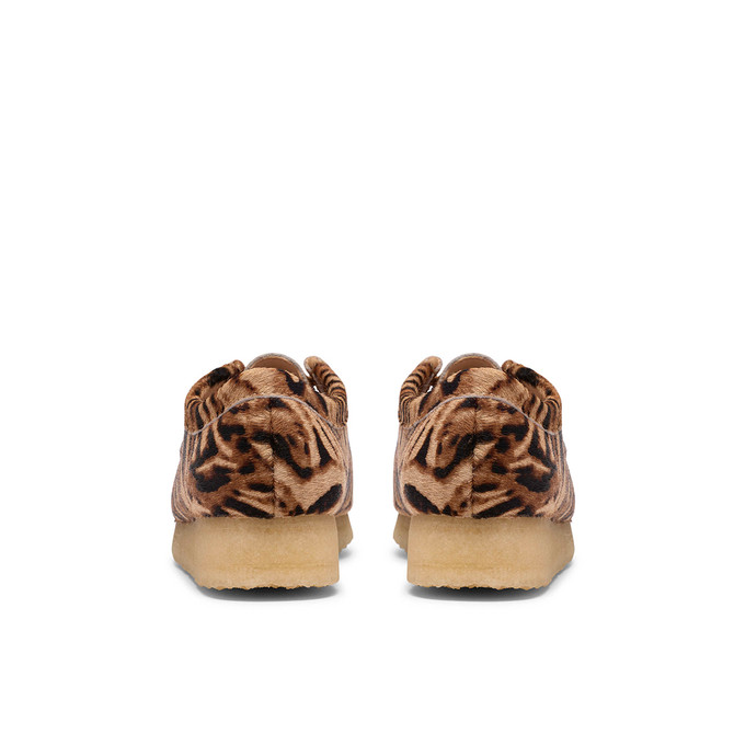 Clarks Wallabee - Beige, tiger print