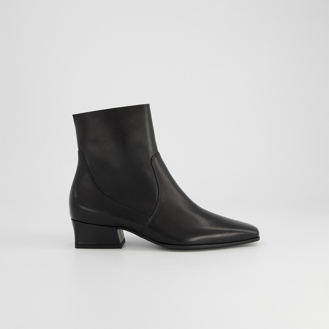 Paul Green 8365-005 - Black - Back View