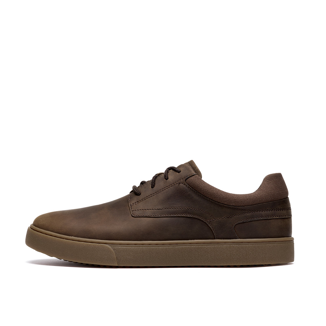 Clarks Lydford Lo - Grün / Braun - Frontansicht