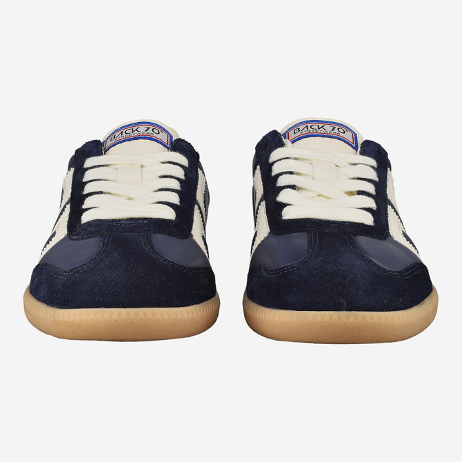BACK 70 CLOUD - Blau - Frontansicht