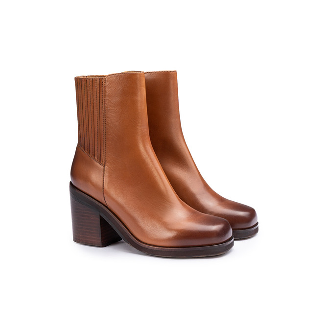 Lloyd ARIA 315 - Brown - Front View