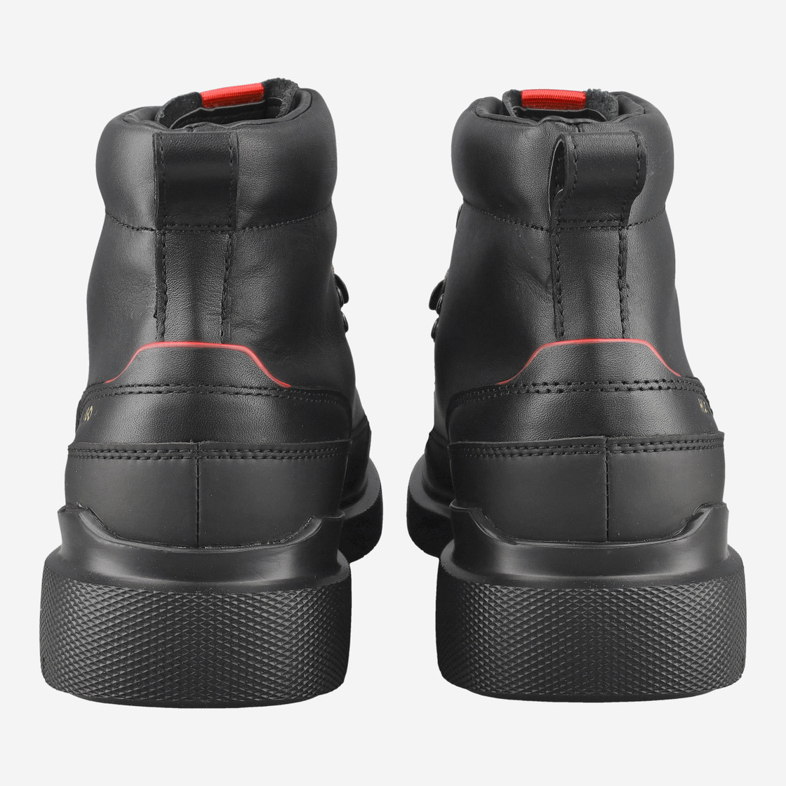 Boss Nash_Halb - Black - Side View