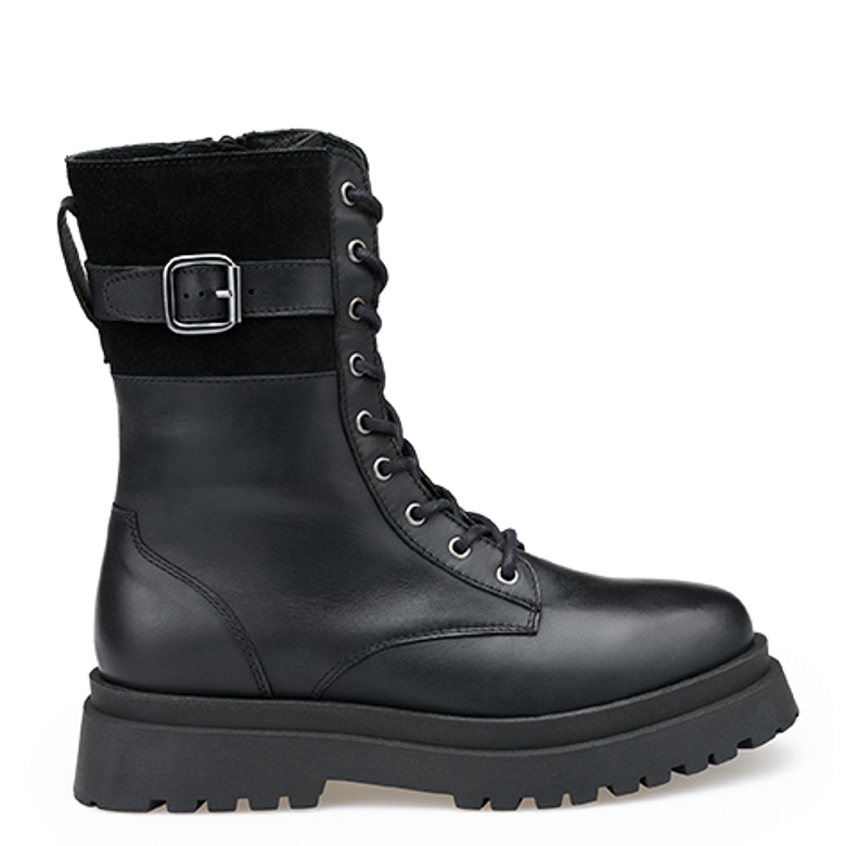 Timberland #A1K38 Lace-up boots in black buy online